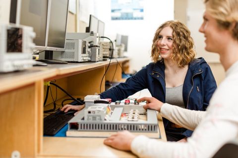 two students working in electrical engineering lab