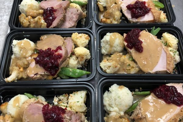 OC Serves Up Thanksgiving dinner