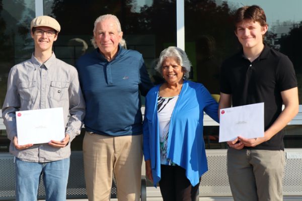 Rick and Yasmin Thorpe presenting the Thorpe and Friends Scholarship to Wylie Rowan and Mattias Van Bergeyk
