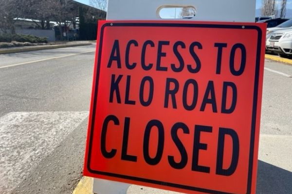 Sign that says access to KLO Road is closed.