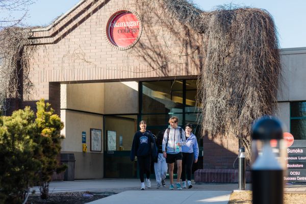 Students walking in front of Okanagan College Penticton campus