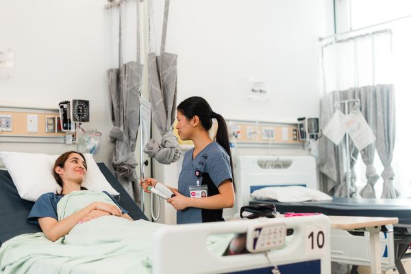 Nurse talking to a patient
