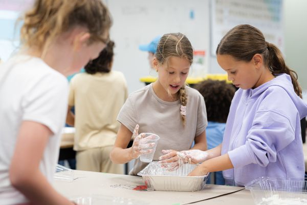 Girls in science - slime 