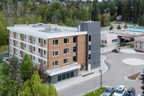 Overlooking Salmon Arm housing