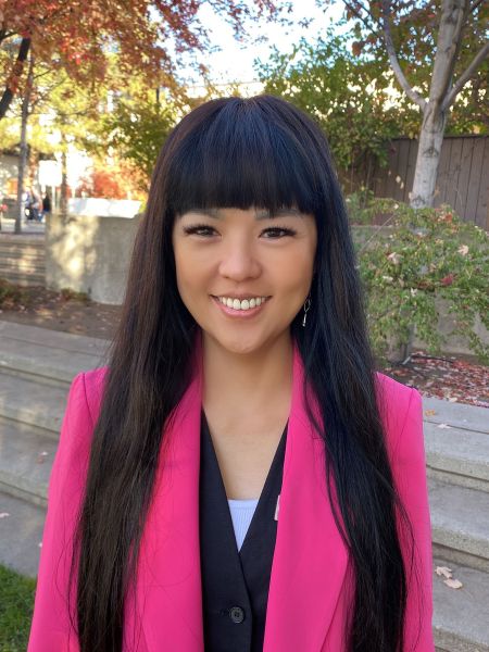 Isabel Su head and sholders  photo outside Okanagan College