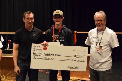 Justin Dessert winning first place