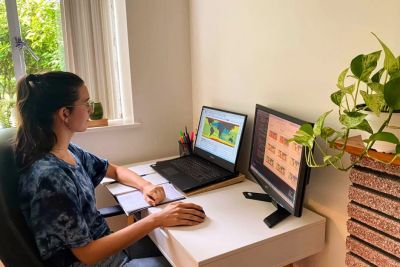 GIS grad, Sarah Gravel