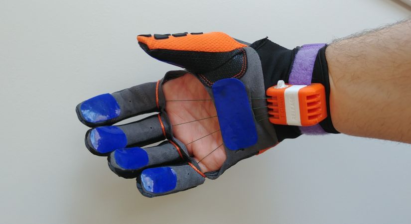 T-Glove, a glove designed to increase grip strength